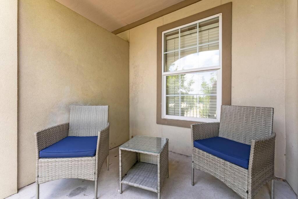 Family Friendly 2Bdrm-Walk To At&T/Cowboys Stadium Арлингтън Екстериор снимка